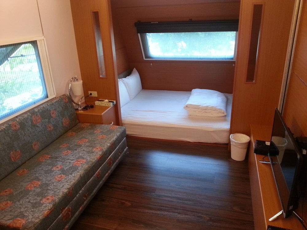 Kenting Houbihu Camping Car B&B Longshui Eksteriør bilde